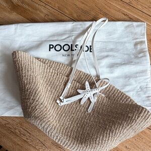 Poolside East West Charm Tote With Dustbag